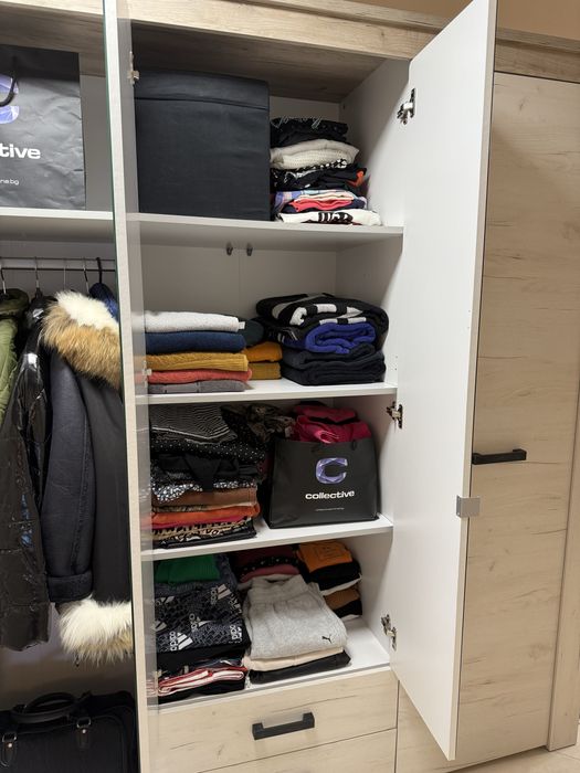 Четирикрилен гардероб