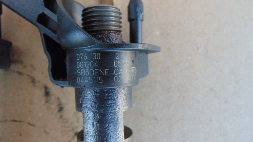 Injectoare Vw Crafter 2.5 inector crafter 2.5 dezmembrez crafter