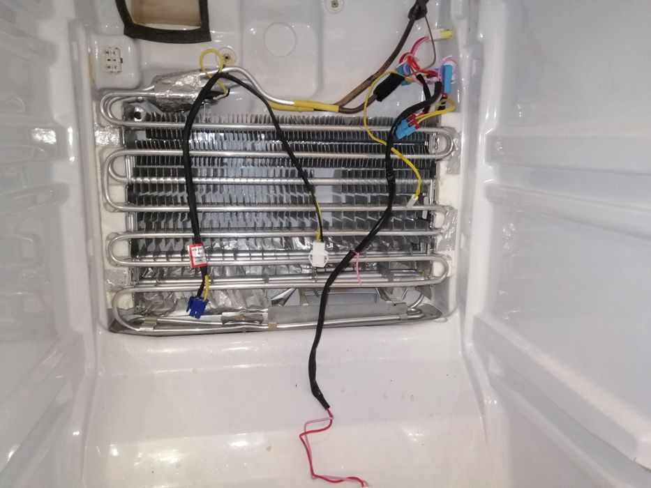 Ремонт холодильников