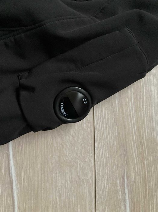 Оригинално C.P. Company мъжко софтшел яке размер М