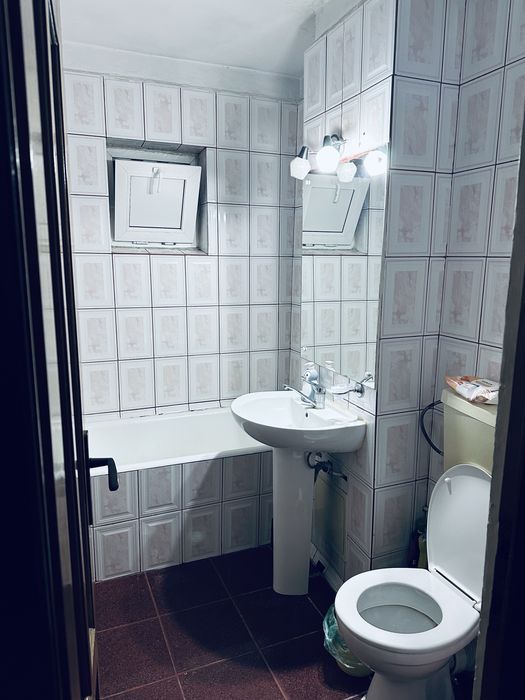 Apartament 2 camere de inchiriat, decomandat, la 5 min de mall electro