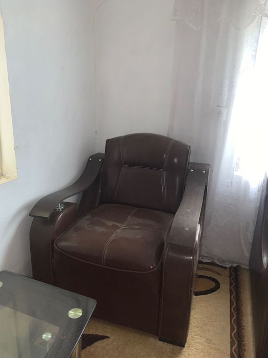 Canapea din piele Marou