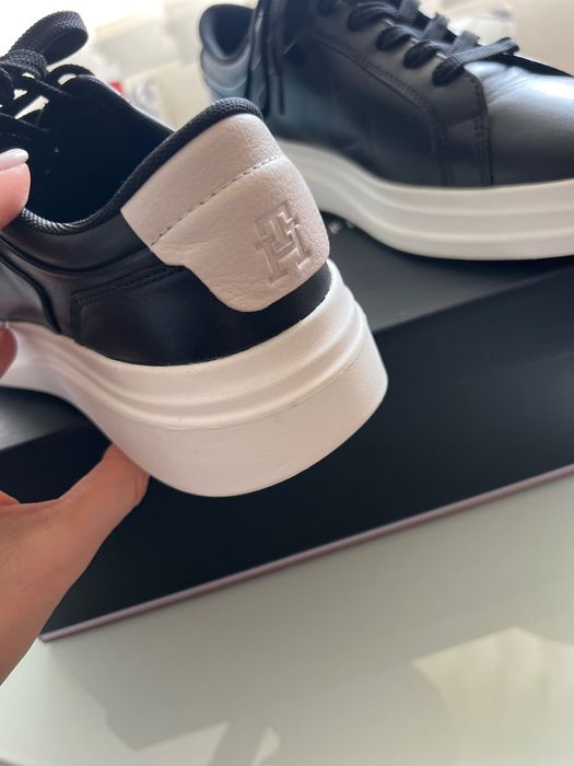 Оригинални Сникърси Tommy Hilfiger