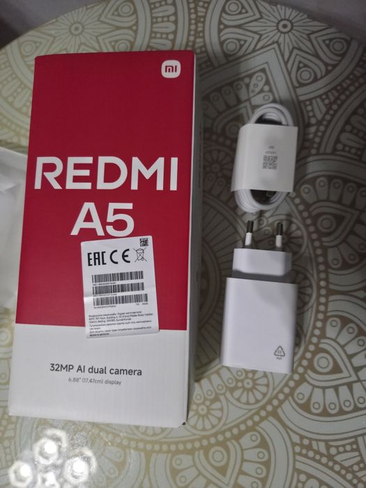 Телефон новая коробке