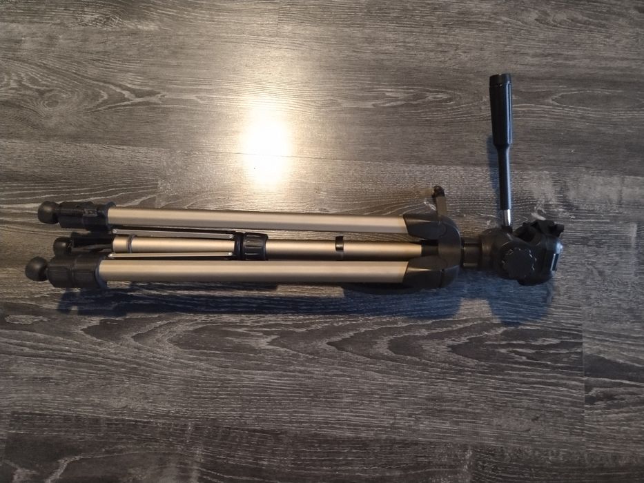 Оригинален немски професионален статив за камери и фотоапарати