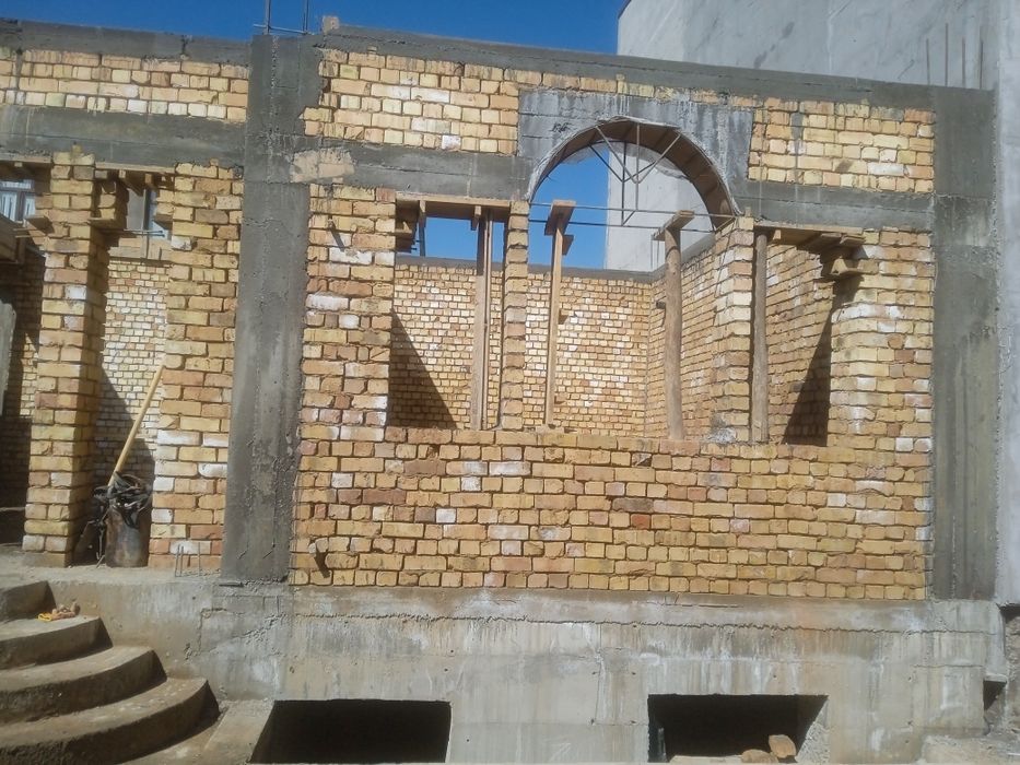 Gisht terish tom yopish 0dan uy kotarish