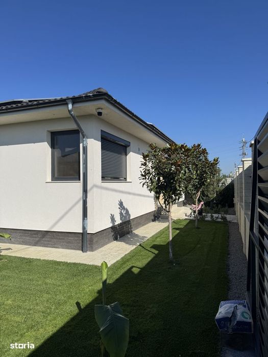 Casă Mobilată și Utilata