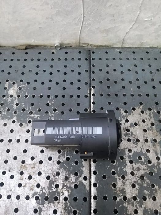 Bloc lumini vw polo 9n 6q0941531b