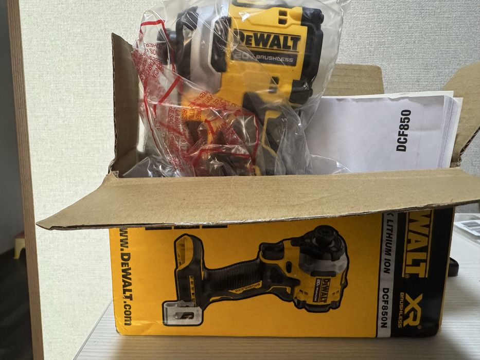 Импакт dewalt dcf850