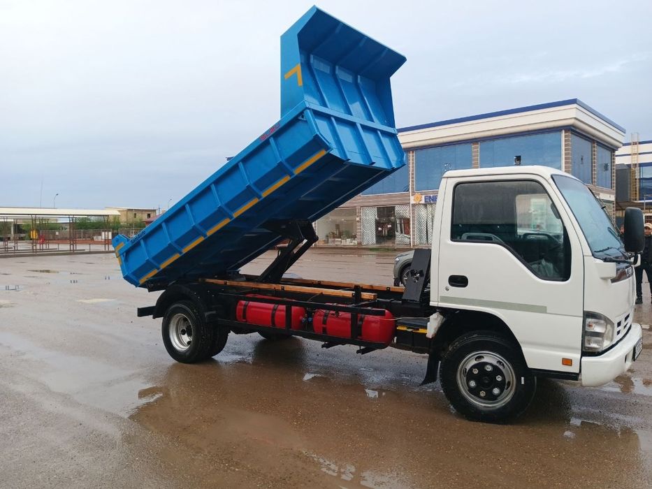 Isuzu samosval sotiladi