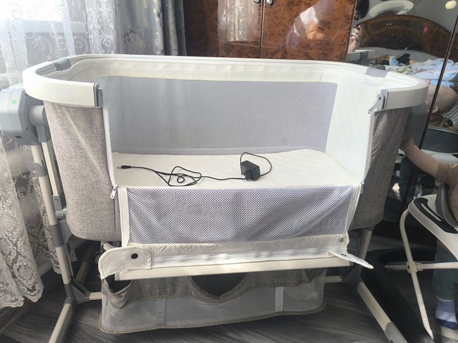 Продам новый качественный манеж