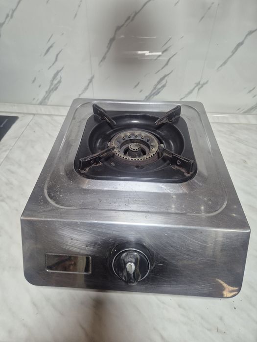 Продавам газов котлон.