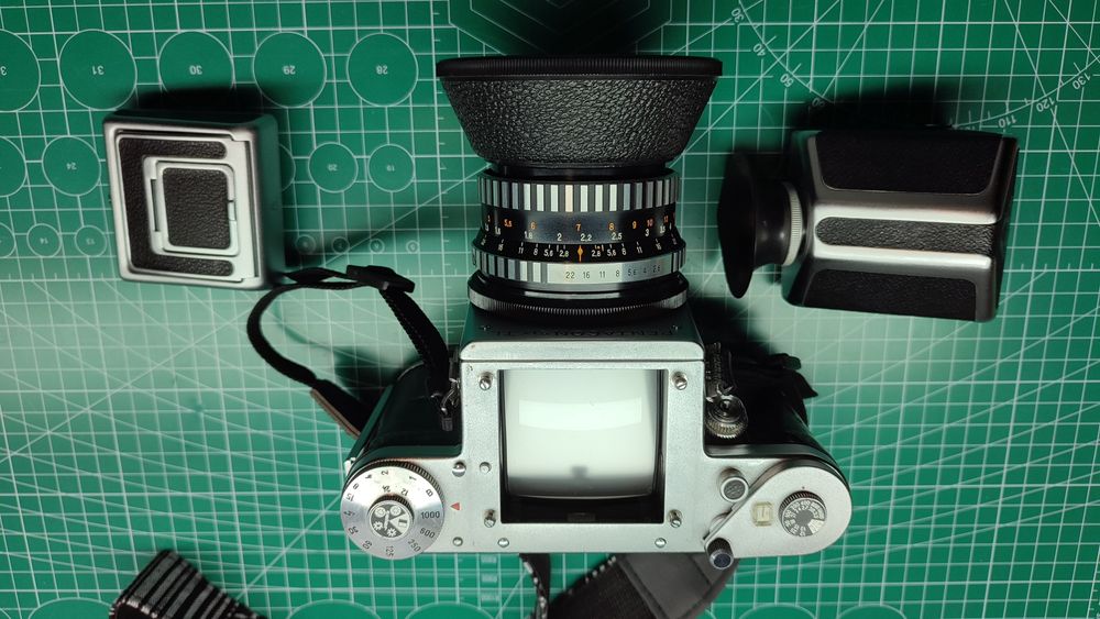 Pentacon SIX + 80 мм.  + аксессуары