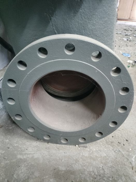 Продам задвижку 300