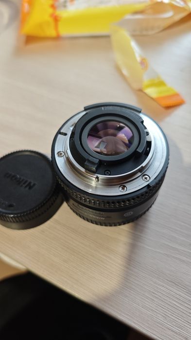 Обьектив nikon 50mm 1.8 D