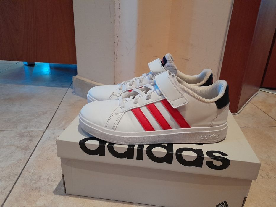 Маратонки Адидас