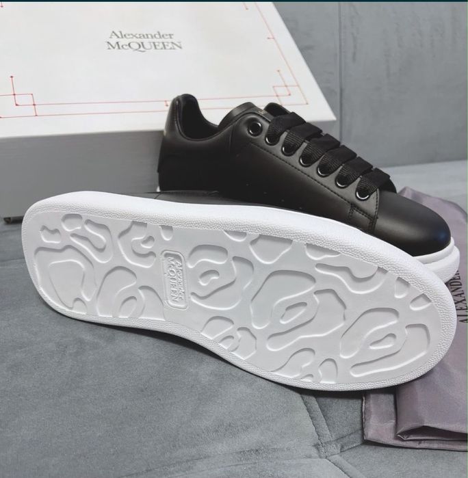 Adidasi Alexander Mcqueen full black negri piele naturala