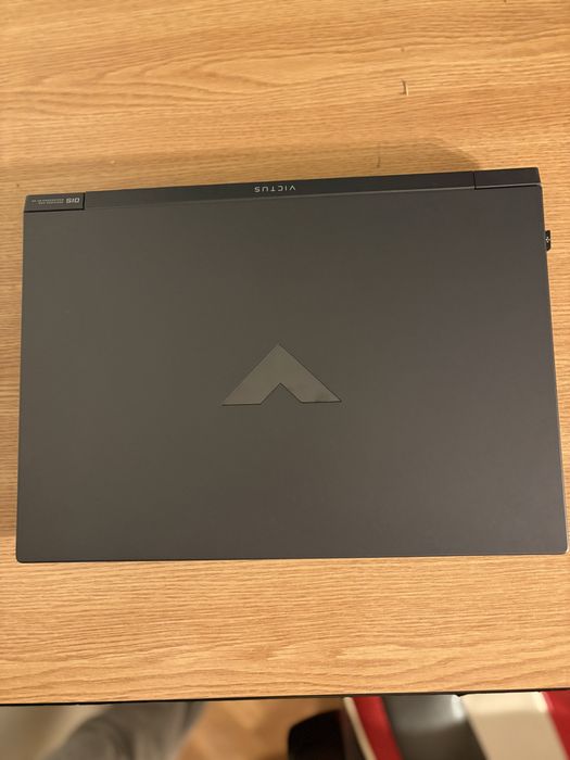 Vand laptop HP victus 16 gb ram
