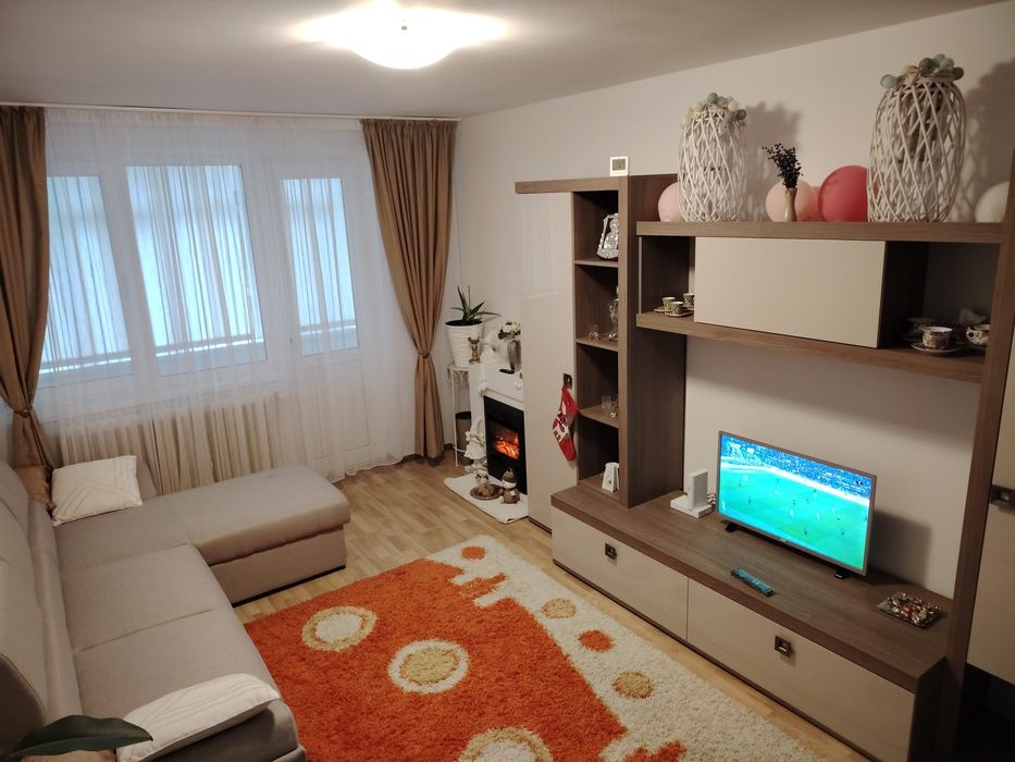 Proprietar închiriez apartament