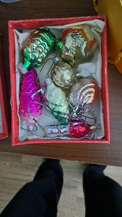 Елочные игрушки стеклянные