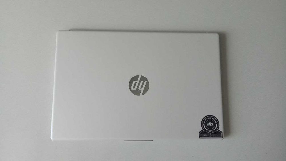 Hp laptop core i7 13-avlod holati ideal