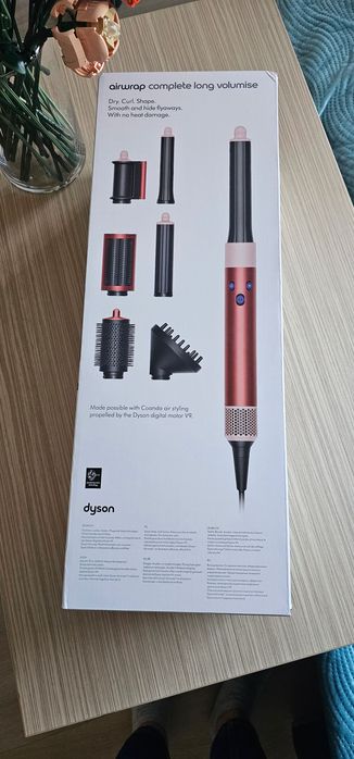 Dyson airwrap ca nou