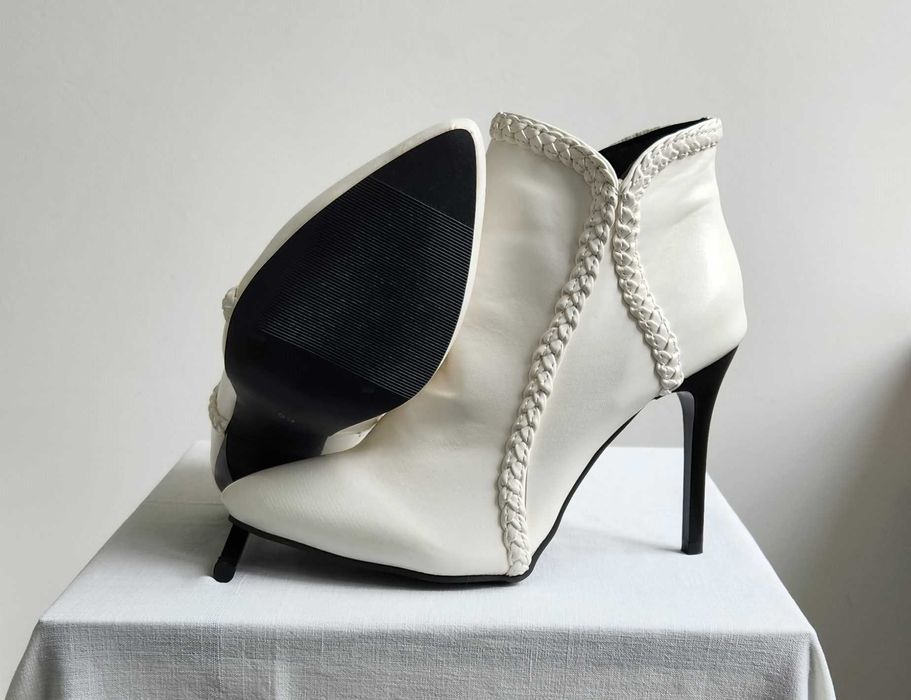 Botine Albe Dama marime 39