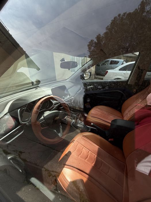 Tracker 2 LS/ срочно продается