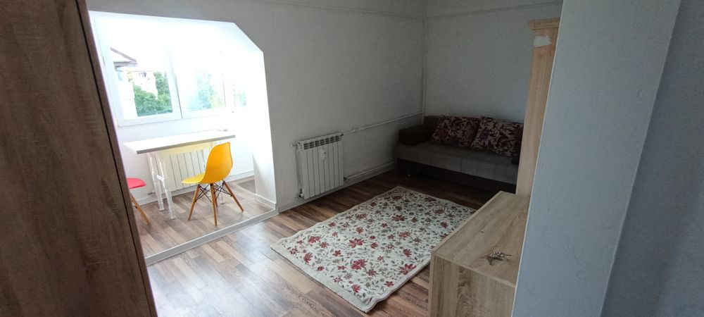 Inchiriez garsoniera confort 1 în Obcini