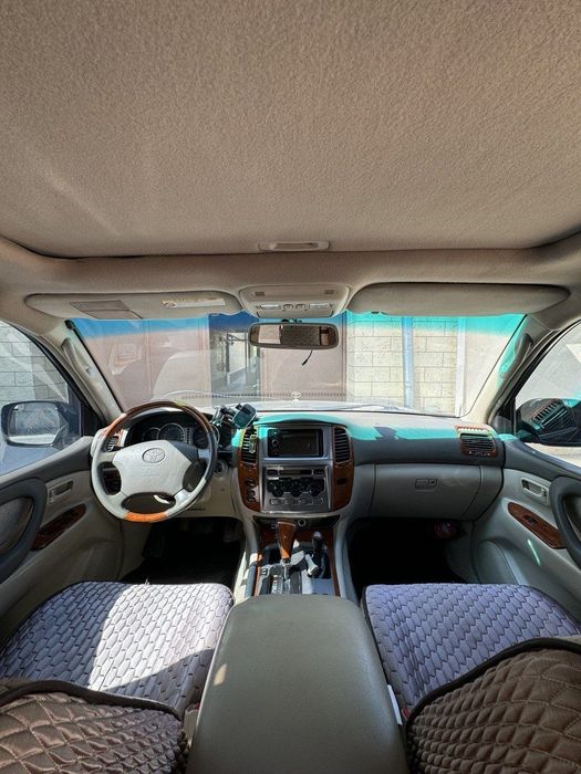 Toyota Landcrusier 100