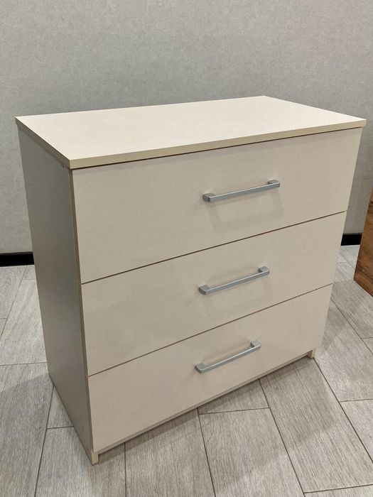 Продам комоды новые