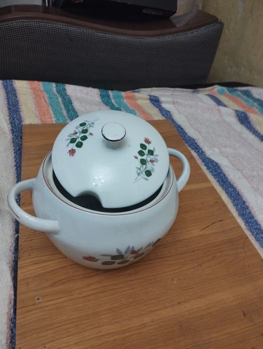 Супница одна новая