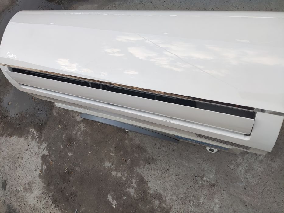 Продам кондиционер Midea 12