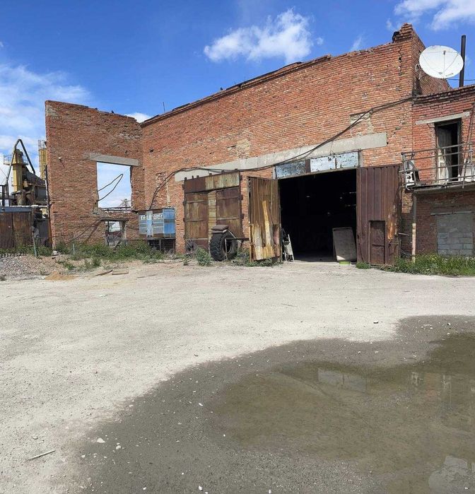 Продается коммерческое помещение с заводом