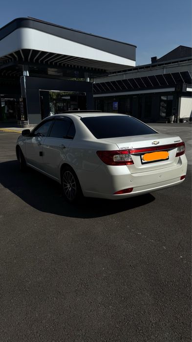 Chevrolet Epica 2011 — 2