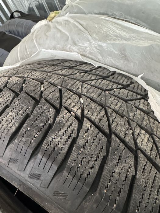 Продам шины  в хорошем состаяние