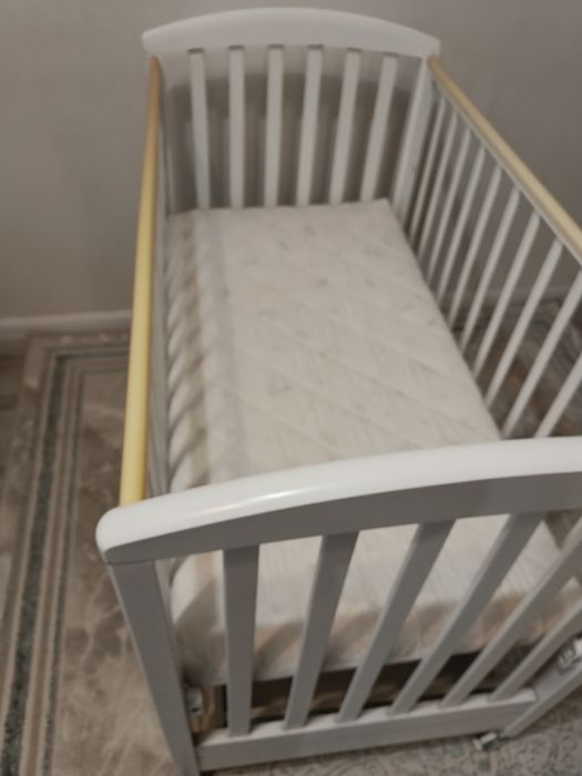 Продам детский манеж