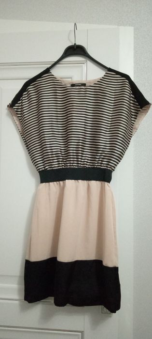 Платье 42-44 размер