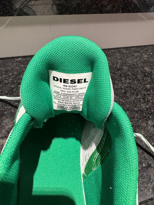 Мъжки Мрежести спортни обувки S-Serendipity с велур и еко кожа
DIESEL