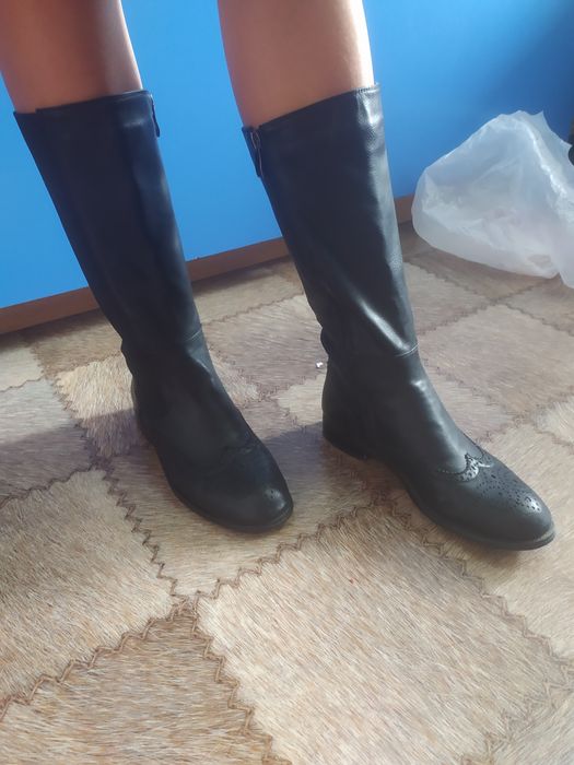 Продам обувь на девочку