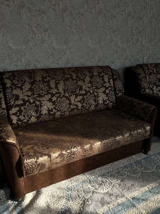 Раскладной диваны и кресло