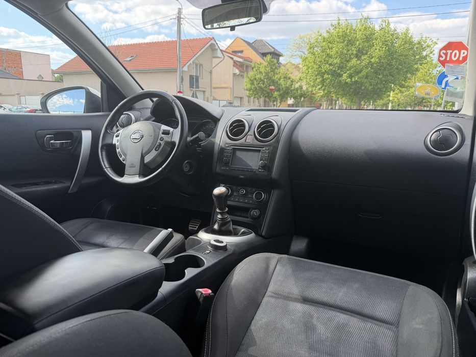 Nissan Qashqai 1.6 DCI 130CP 4x4 Pano Camere 360’