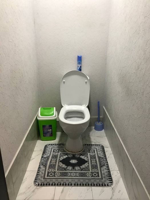 Uchtepa tumani Farxod bozor yaqinida yangi qurilgan domda kivartira so