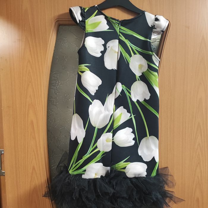 Страхотна рокля за момиче