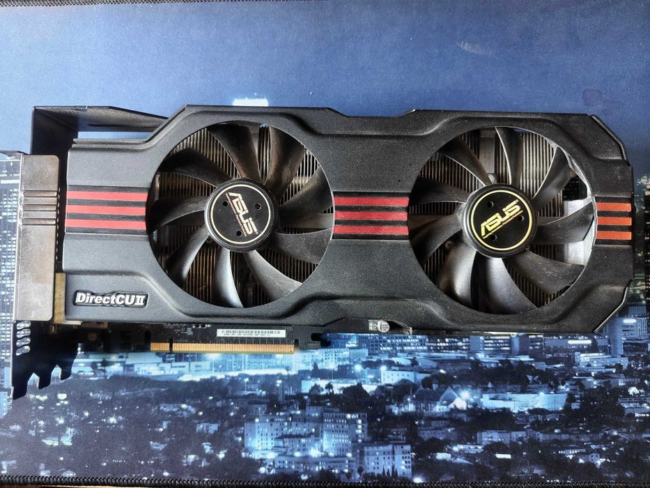 Видеокарта Asus GTX 680 2GB