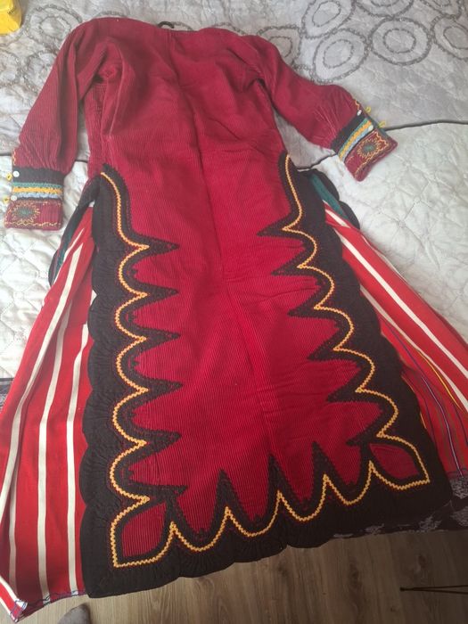 Автентична родопска носия- нова без забележки