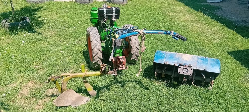 Vând motocultor lombardini LDA 100