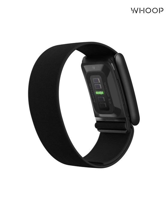 Умный фитнес-трекер Whoop 5.0 One + 12 месяцев подписки