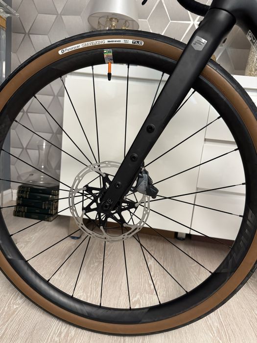 Gravel Focus Atlas Sram  Force AXS 2024