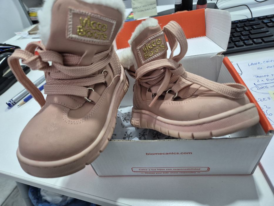 Ghete copii Vicco Boots marimea 22, imblanite, ca noi